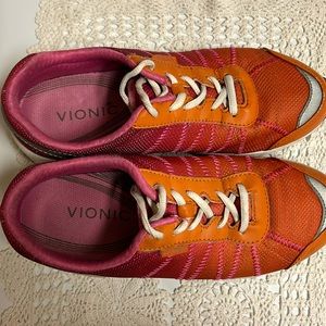 Vionic Tennis Shoes
